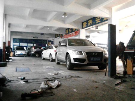 汽车修复工资多少