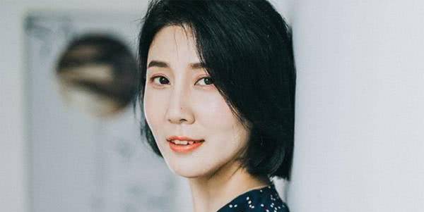 倪萍悼念朱媛媛：满脑子都是小虎牙
