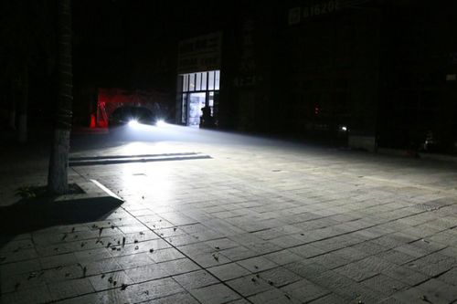 汽车更换大灯多少瓦
