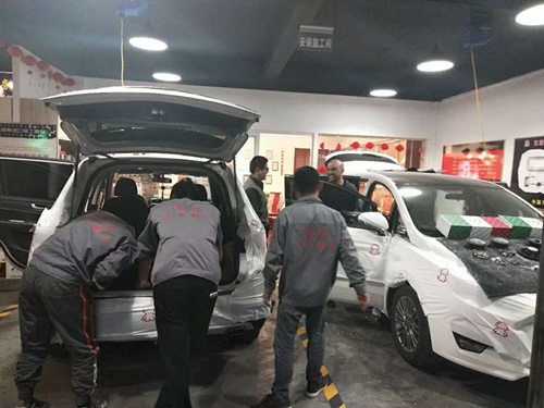 汽车噪音需离地多少