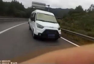汽车最大荷载多少斤